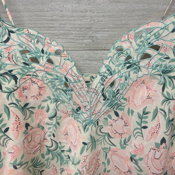 *| Victoria’s Secret | VINTAGE sleep tank top. Size M. - Picture 2 of 4